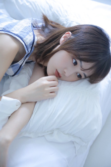粉衣电梯